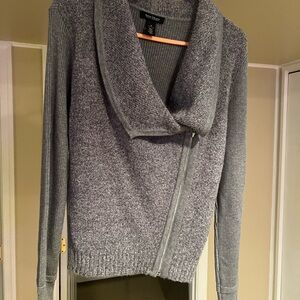 Cozy Gray Sweater M White House/Black Market